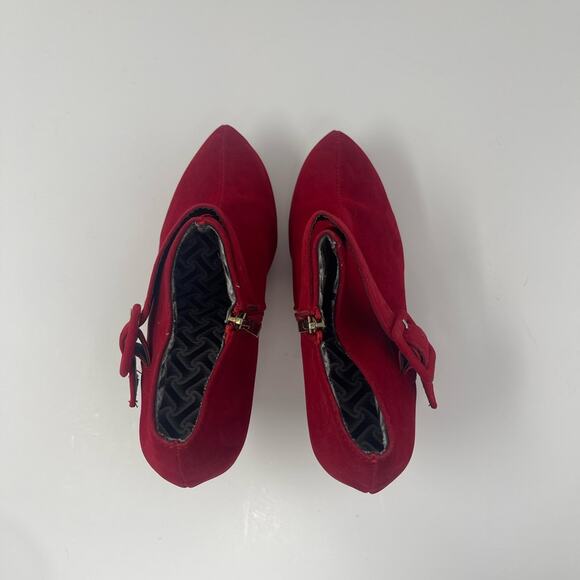 Vero Cuoio Red Faux Suede Platform Booties Heels Italian Women’s Size 8 - Picture 10 of 13